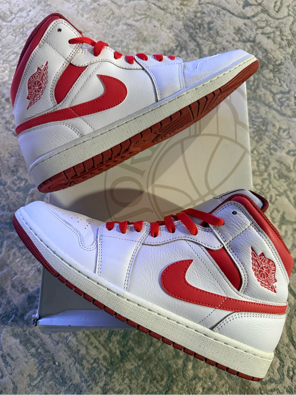 Jordan 1 Mid SE Dune Red Sneakers - White & Red